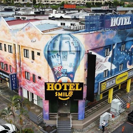 Smile Hotel Shah Alam Seksyen 9 Ngoại thất bức ảnh